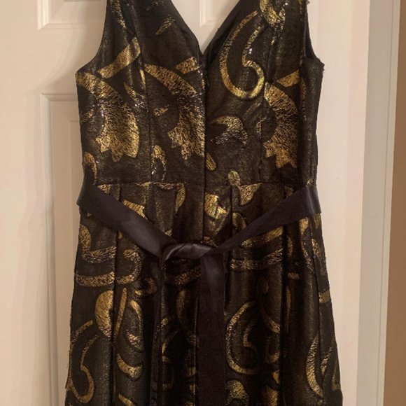 Jun & Ivy (Francescas) Gold Fit & Flare Sequined Dress - Picture 3 of 4